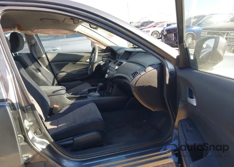 2010 Honda Accord 2.4 Lx z USA, uszkodzony, nr VIN 1HGCP2F34AA188735